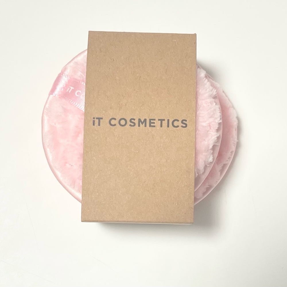 10pcs. IT Cosmetics Reusable Makeup Remover Pads (Set of 3)